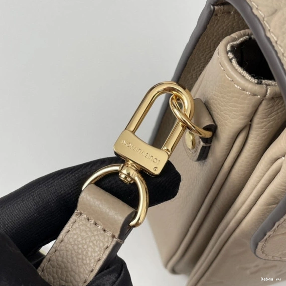 POCHETTE VUITTON MÉTIS LOUIS 0813